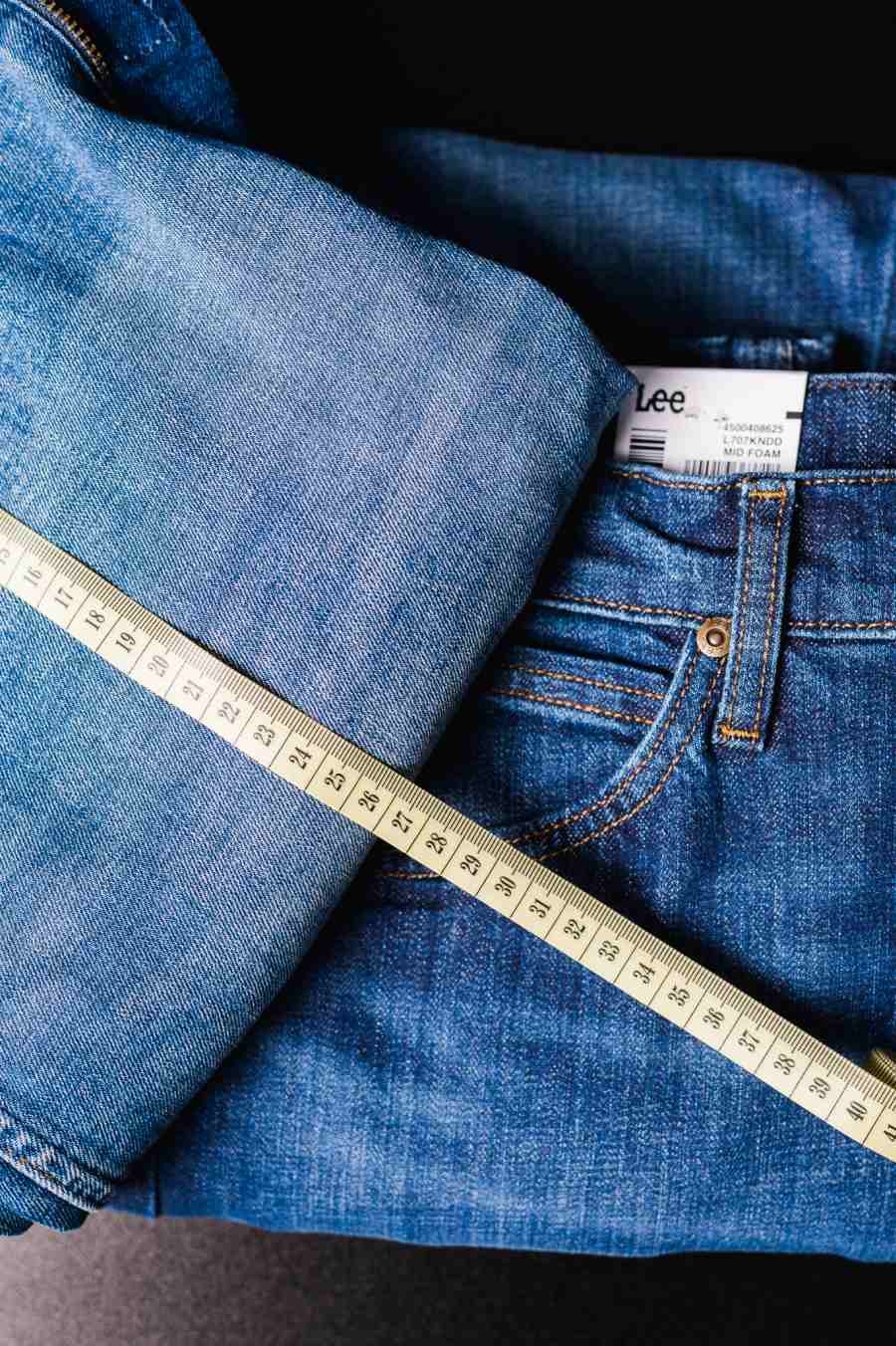 Rozmiary spodni męskich - co musisz wiedzieć przed zakupem jeansów?