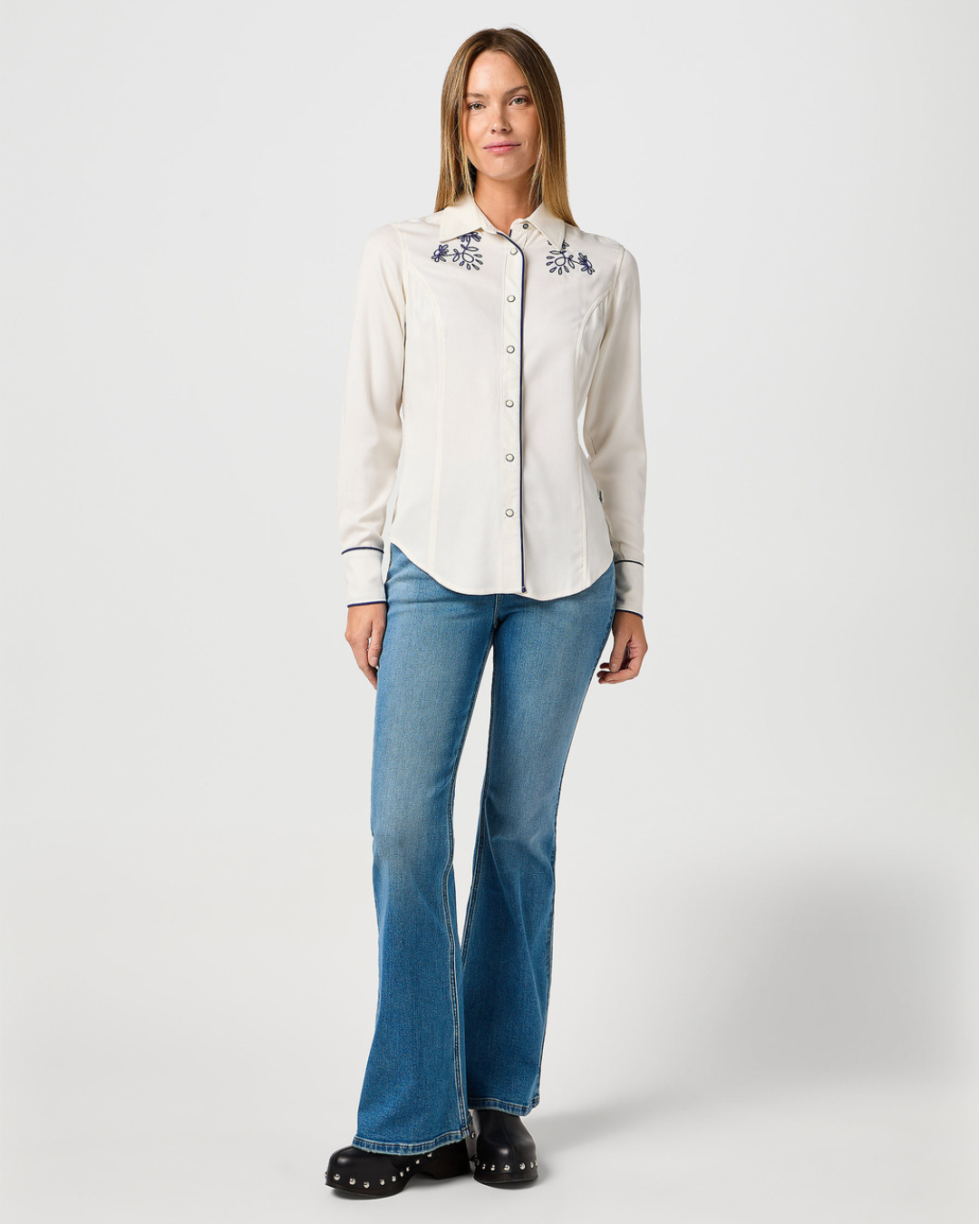 WRANGLER DAMSKIE SPODNIE JEANSOWE WRANGLER FIERCE FLARE SIERRA 112364512