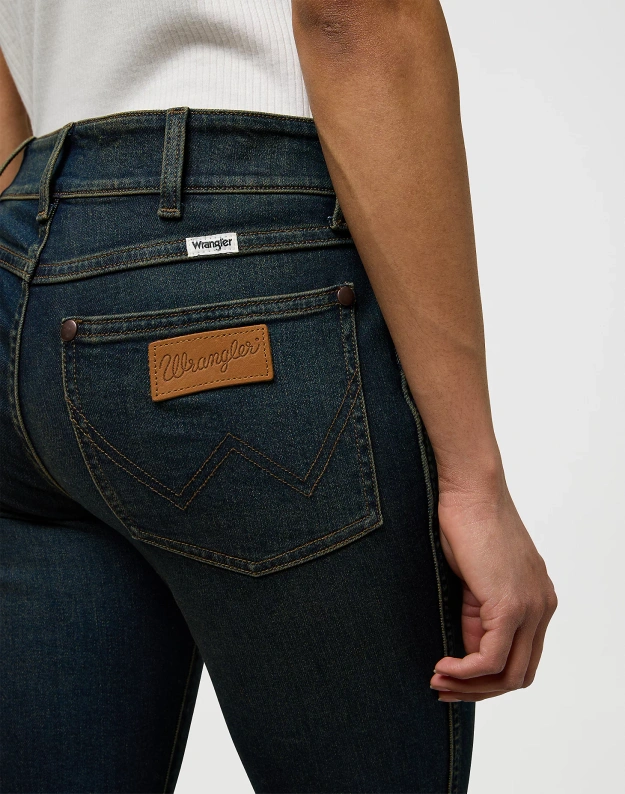 DAMSKIE SPODNIE WRANGLER LOW RISE BOLD BOOT PIONEER TOWN 112371208