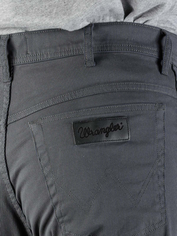 SPODNIE MĘSKIE WRANGLER TEXAS SHALE GREY W121XA125 112126246