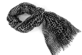 LEE ULTIMATE SCARF BLACK LW351801      $    