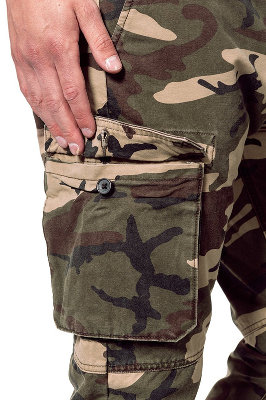 WRANGLER SPODNIE MĘSKIE CARGO WOODLAND CAMO W15EVR45Z 112126814
