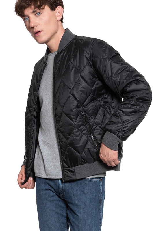 KURTKA WRANGLER BOMBER JACKET BLACK W4A6Y8100 112129075