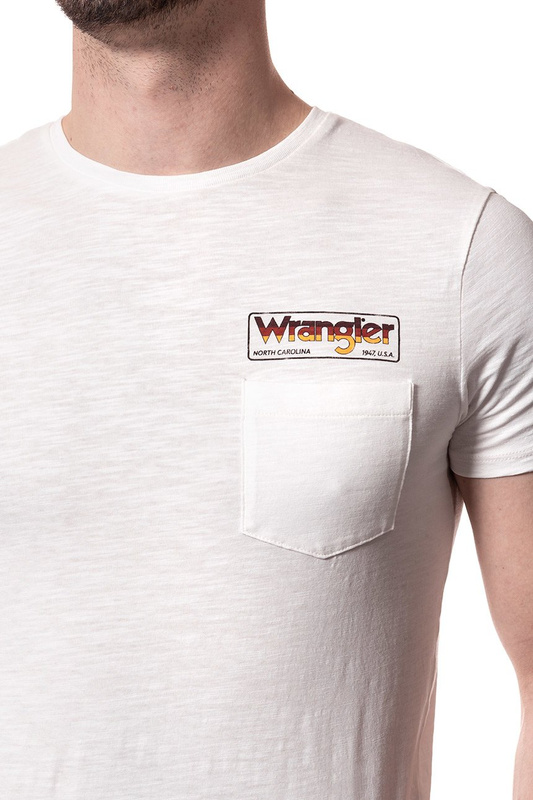 KOSZULKA WRANGLER POCKET TEE OFFWHITE W7B21FE02 112131423