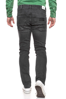 SPODNIE MĘSKIE WRANGLER SPENCER BLACK STEAM W16AEV22R 112127210