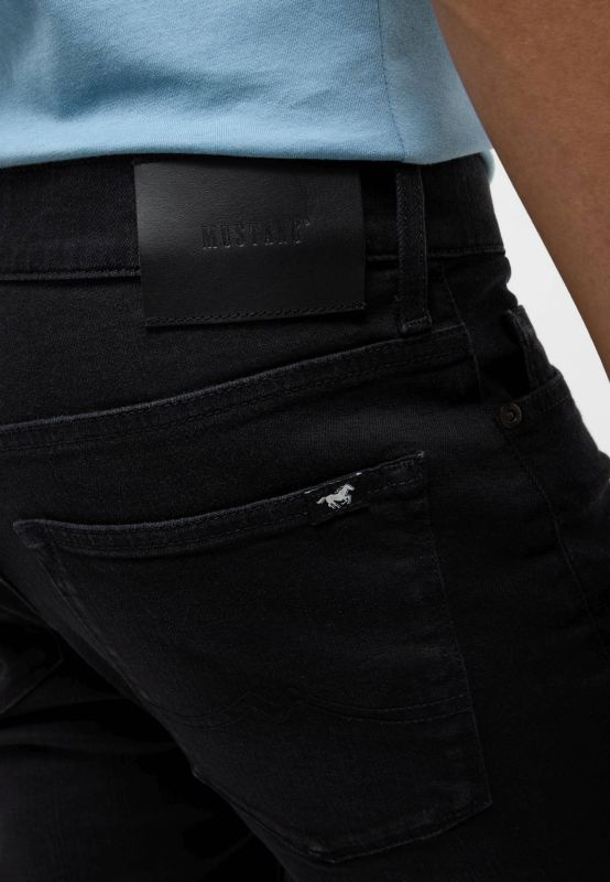 Męskie Spodnie jeansowe Mustang Style Frisco Skinny Denim Black 1015855 4000 901