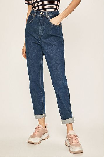 WRANGLER MOM JEANS DAMSKIE SPODNIE JEANSOWE DEEP SEA W246WB12S 112127947