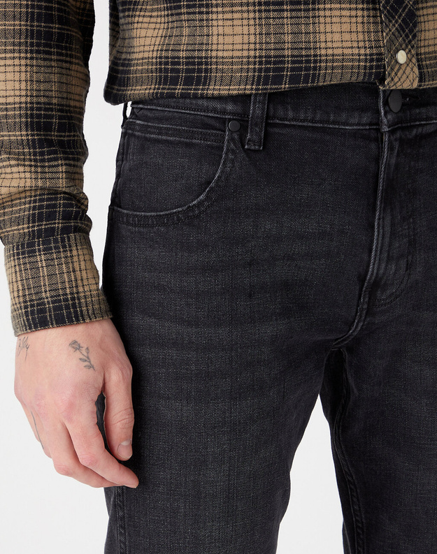 WRANGLER MESKIE SPODNIE JEANSOWE JEANSY GREENSBORO THUNDER W15Q29239