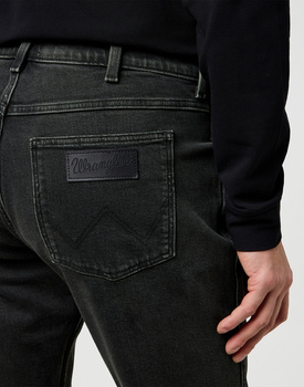 MESKIE SPODNIE JEANSOWE WRANGLER GREENSBORO ASH 112371376