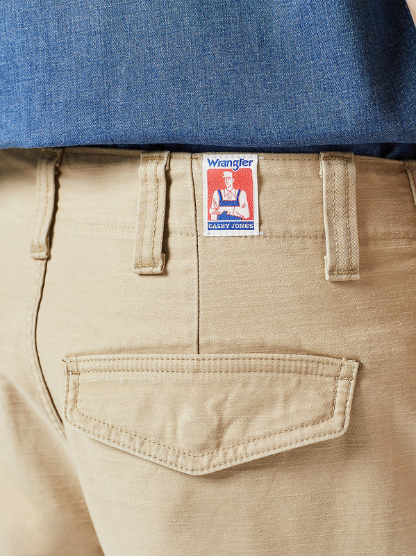 MESKIE SZORTY WRANGLER CASEY CARGO SHORT SADDLE 112350908
