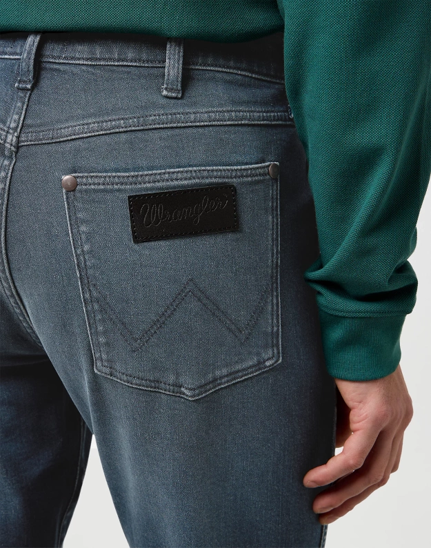 MESKIE SPODNIE WRANGLER LARSTON OCEAN STORM 112371027