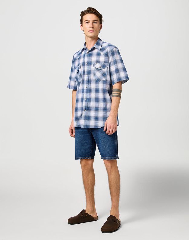 WRANGLER MĘSKIE SPODENKI JEANSOWE WRANGLER TEXAS SHORTS MEADOW HAZE 112362506
