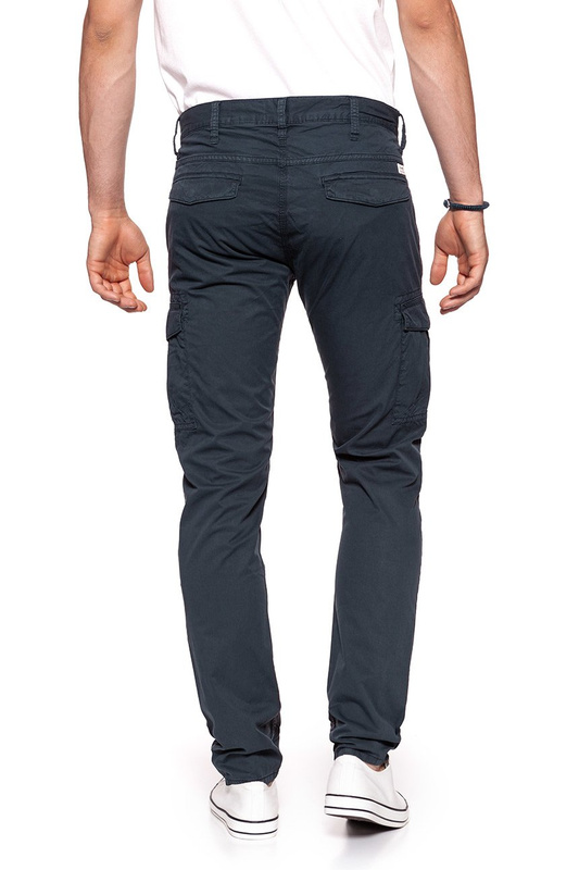 WRANGLER SPODNIE MĘSKIE CARGO PANTS NAVY W15ELL49I