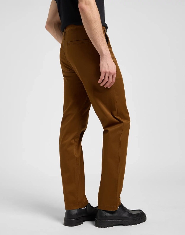 MESKIE SPODNIE LEE REGULAR CHINO QUAIL BROWN 112370608