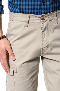 KRÓTKIE SPODENKI WRANGLER CARGO SHORT CAMEL WASHED W15DHC49J 112126785
