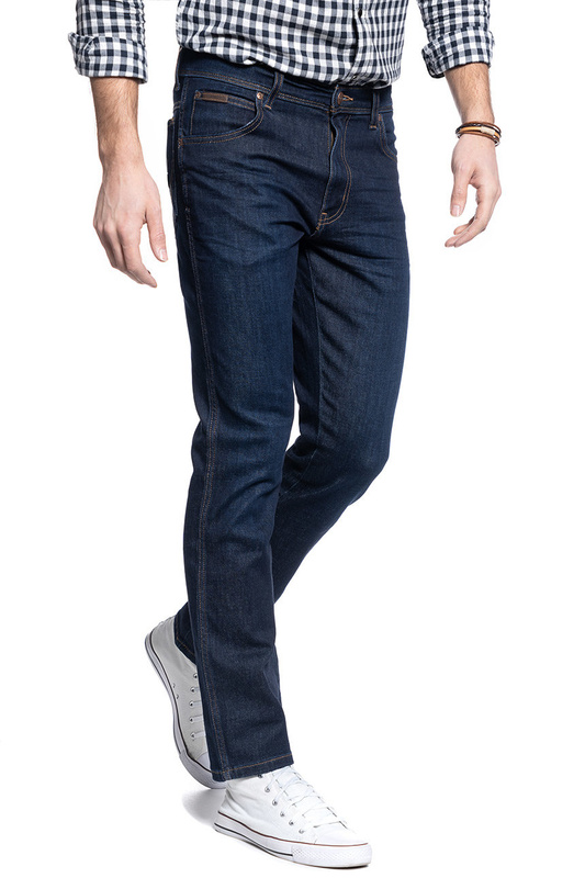 MĘSKIE SPODNIE JEANSOWE WRANGLER TEXAS SLIM SMOOTH RUN W12SAO68P 112126500