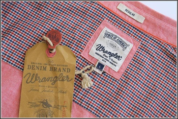 WRANGLER BUTTON DOWN SHIRT AURORA RED      $    