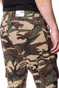 WRANGLER SPODNIE MĘSKIE CARGO WOODLAND CAMO W15EVR45Z 112126814