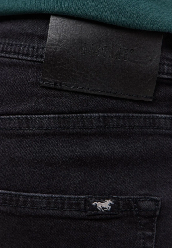 Męskie Spodnie jeansowe Mustang Style Vegas Slim Denim Black 1016794 4000 982