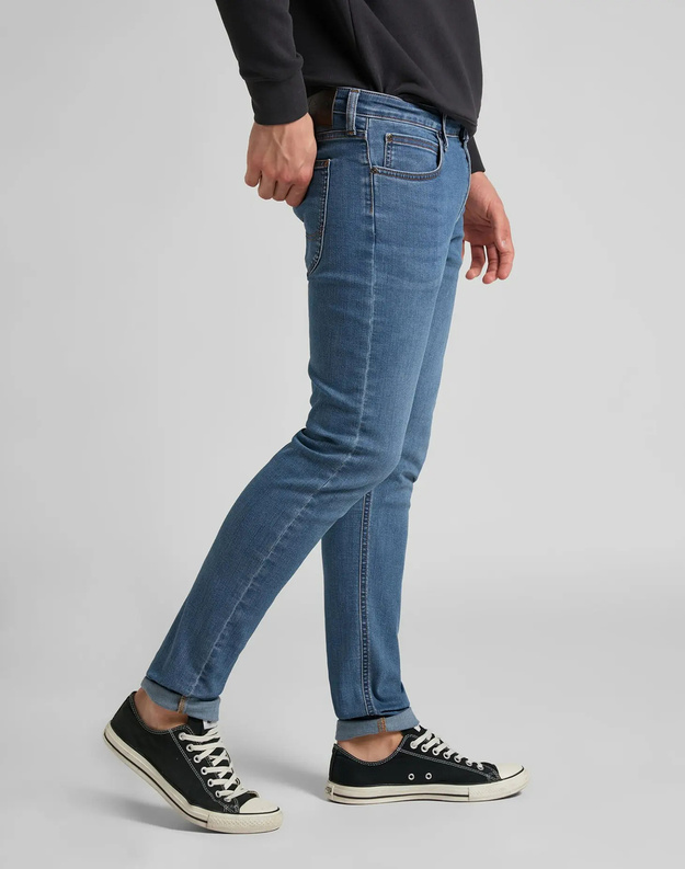 LEE MALONE MĘSKIE SPODNIE JEANSOWE MID WASH L736SLXZ 112145558