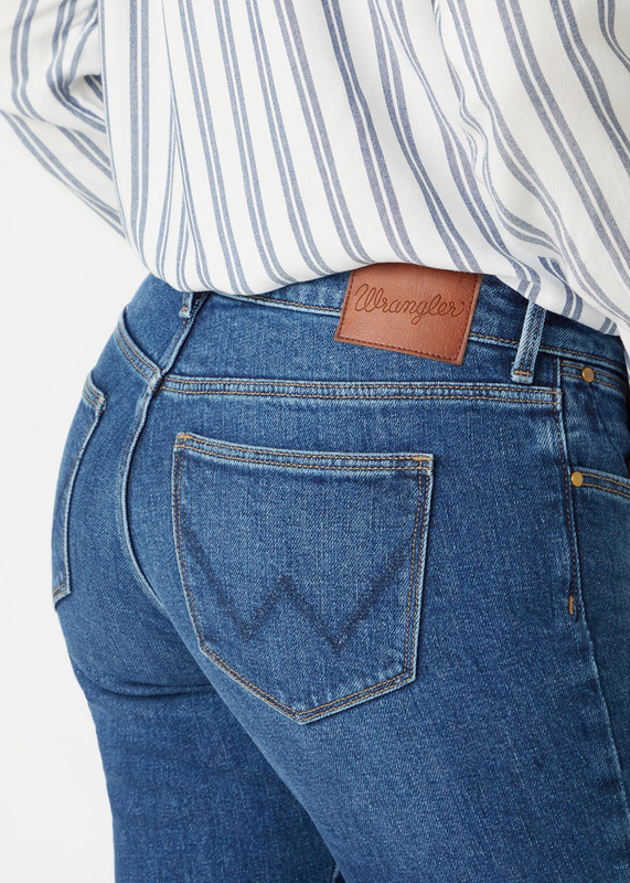 WRANGLER BOOTCUT DAMSKIE SPODNIE JEANSOWE Air Blue W28BJX386 112141274