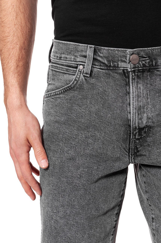 KRÓTKIE SPODENKI WRANGLER DENIM SHORT BLEACHED BLACK W14CRA24P 112126620