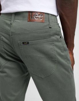 MESKIE SPODNIE MATERIALOWE LEE STRAIGHT FIT MVP OLIVE GROVE 112349250