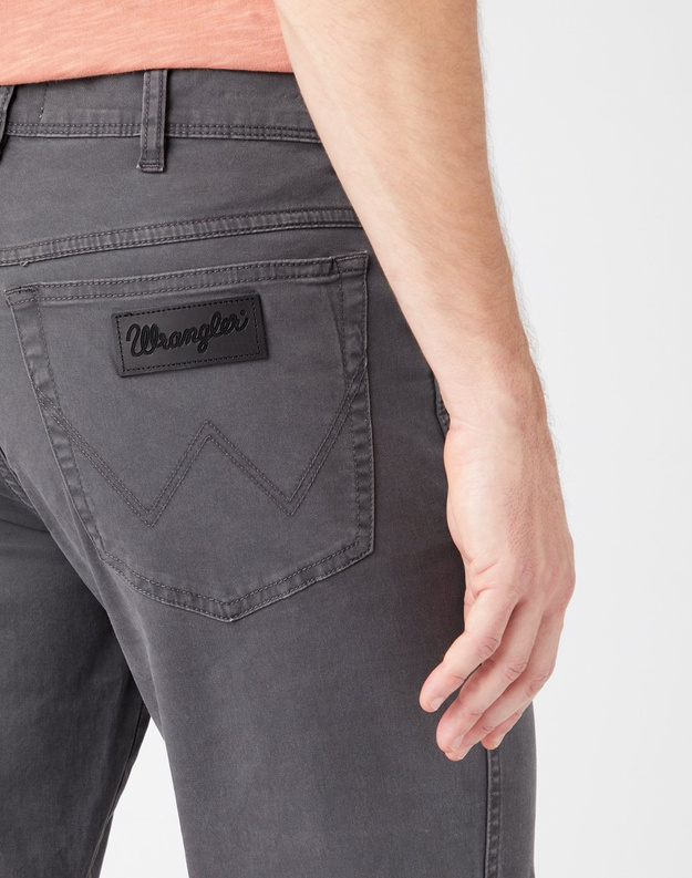 WRANGLER TEXAS MĘSKIE SPODNIE JEANSOWE SMOKE W121Y6XRE 112145777