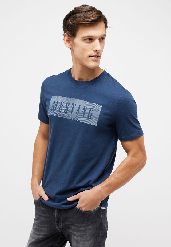 MUSTANG PRINT TEE MĘSKI T-SHIRT KOSZULKA LOGO NADRUK DRESS BLUES 1014937 5334