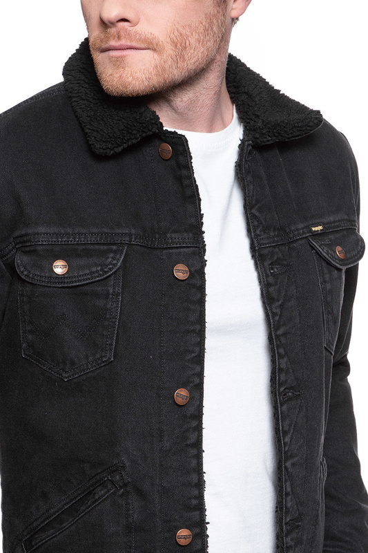 KURTKA JEANSOWA WRANGLER 124MJ SHERPA BLACK WASHED W4MSB5236 112129149