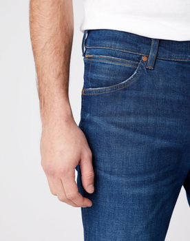 WRANGLER GREENSBORO MĘSKIE SPODNIE JEANSOWE FOR REAL W15QCJ027 112126867