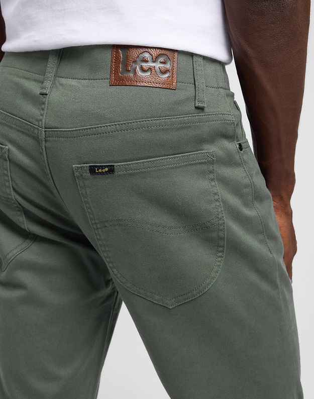 MESKIE SPODNIE MATERIALOWE LEE STRAIGHT FIT MVP OLIVE GROVE 112349250