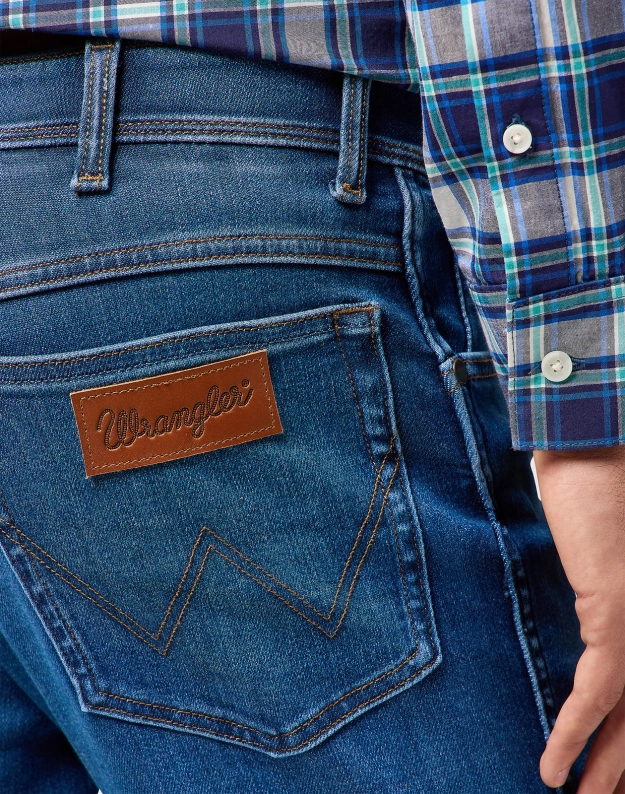 MESKIE SPODNIE WRANGLER TEXAS VERDANT TONE 112364455