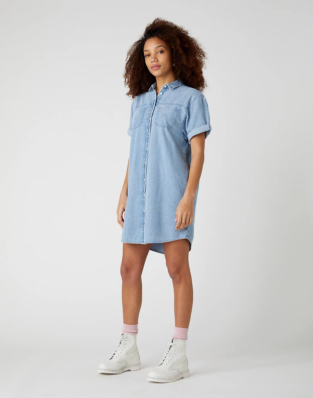 SUKIENKA WRANGLER DENIM SHIRT DRESS LIGHT INDIGO W9P03JX4E 112132451