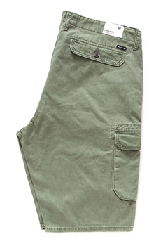 SPODENKI MĘSKIE WRANGLER CARGO SHORT MOSS GREEN W15DKC330 112126787