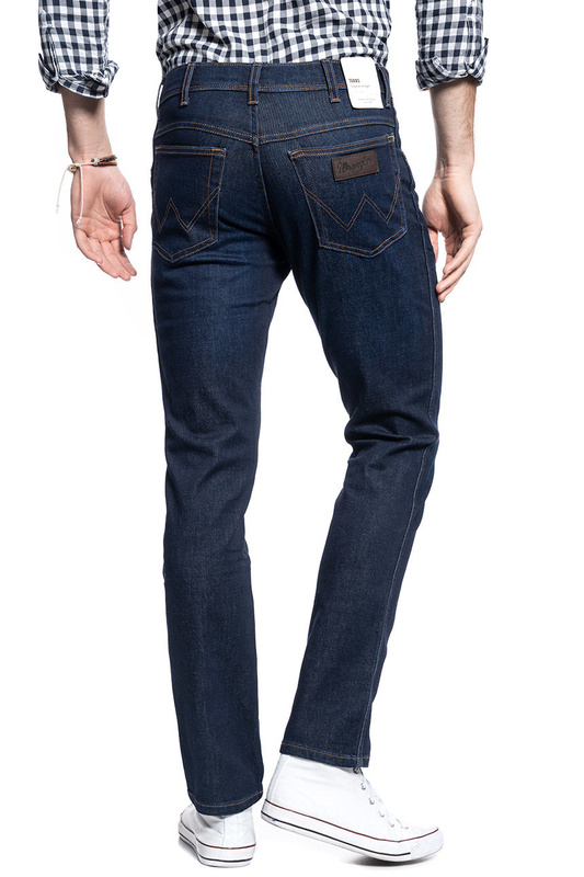 MĘSKIE SPODNIE JEANSOWE WRANGLER TEXAS SLIM SMOOTH RUN W12SAO68P 112126500
