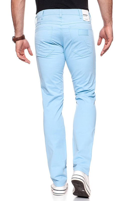 WRANGLER SPODNIE MĘSKIE GREENSBORO LIGHT BLUE W15QRU25N 112127056