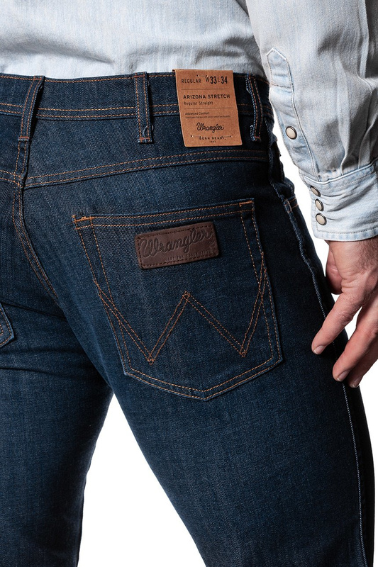 WRANGLER ARIZONA STRETCH DUSK W12OZ884O 112145785