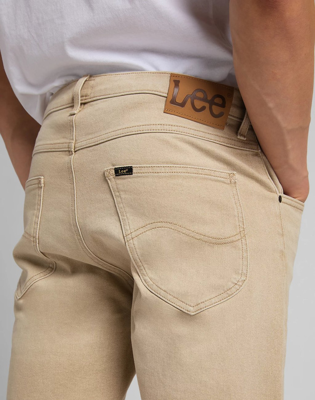 SZORTY MĘSKIE LEE 5 POCKET SHORT FADED BEIGE L73ENRUX 112120496