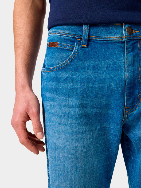 WRANGLER MĘSKIE SPODENKI WRANGLER TEXAS SHORTS SKY WASH 112362314