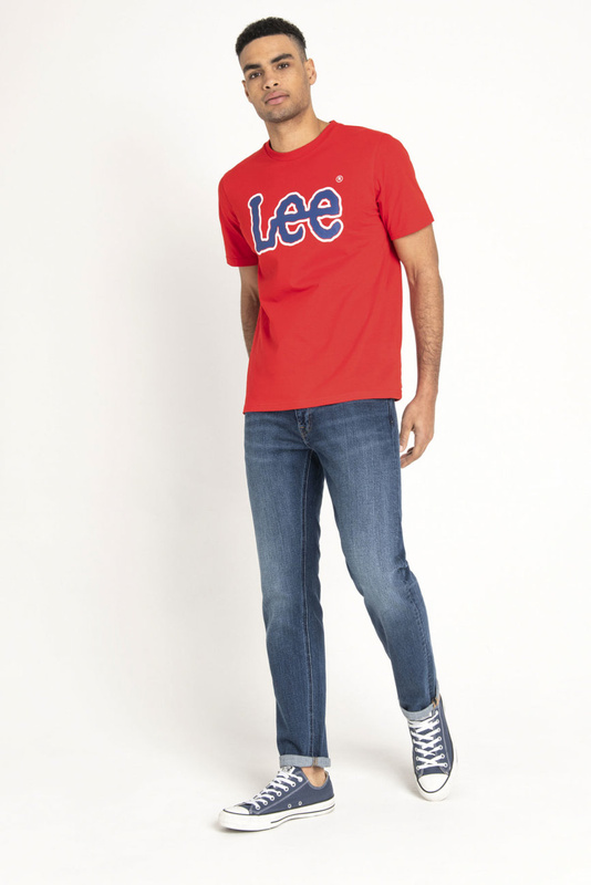 LEE LOGO TEE MĘSKI T-SHIRT KOSZULKA Z KRÓTKIM RĘKAWEM NADRUK BRIGHT RED L60UFEEF 112113558