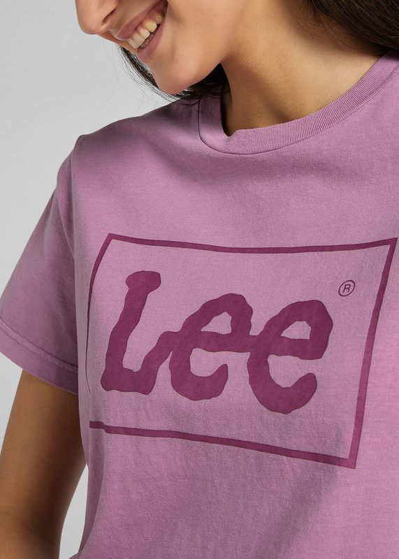 LEE REGULAR GRAPHIC TEE DAMSKI T-SHIRT KOSZULKA NADRUK PLUM L44PUZUJ 112145173