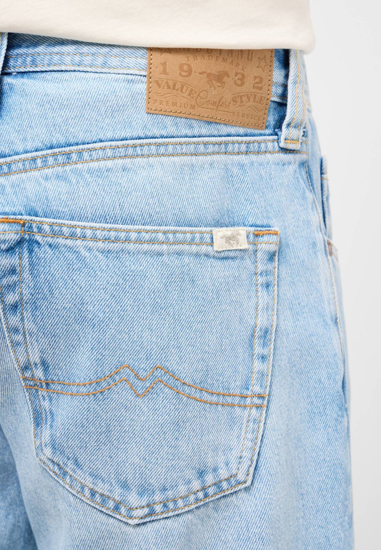 Męskie Spodnie Jeansowe MUSTANG Denver Straight Denim Blue 1016340 5000 682