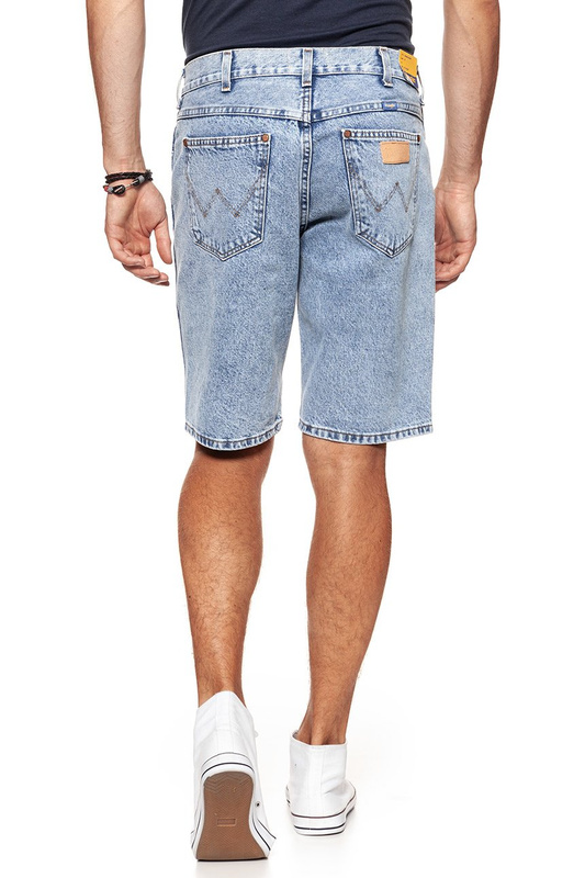 KRÓTKIE SPODENKI WRANGLER DENIM SHORT B&Y SPEEDY BLUE W14C05184 112126584