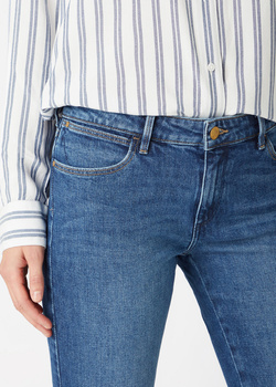WRANGLER BOOTCUT DAMSKIE SPODNIE JEANSOWE Air Blue W28BJX386 112141274