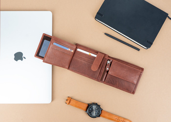 ZESTAW PREZENTOWY MUSTANG - SKÓRZANY PORTFEL I PASEK MĘSKI BROWN