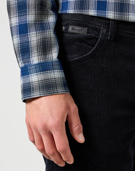 WRANGLER TEXAS MĘSKIE SPODNIE SZTRUKSOWE BLACK 112356789 W121016329