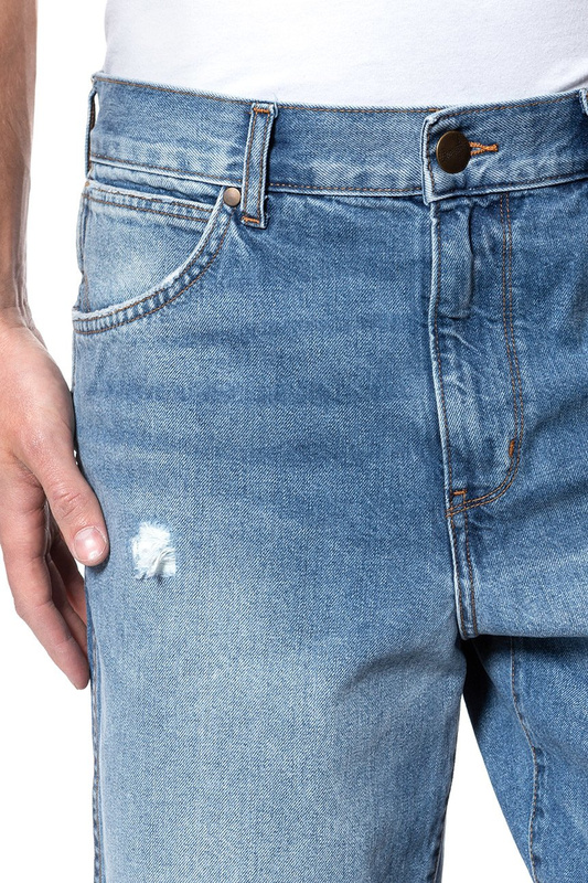 KRÓTKIE SPODENKI WRANGLER DENIM SHORT BLUE LAND W14CGW15W 112126590