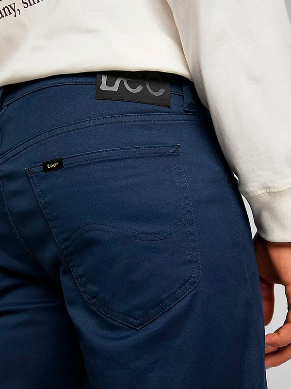 LEE DAREN ZIP FLY MĘSKIE SPODNIE MATERIAŁOWE JEANSY BLACK IRIS L707AW11 112321588