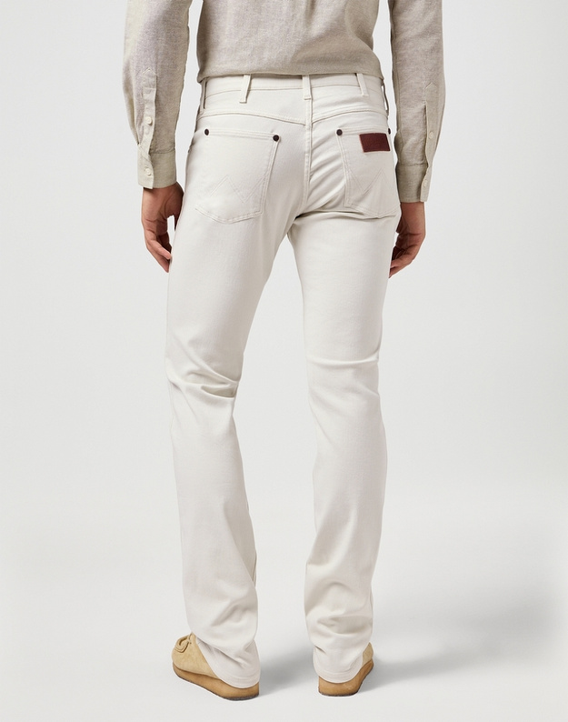 MESKIE SPODNIE MATERIALOWE WRANGLER GREENSBORO VAPOROUS GRAY 112362435